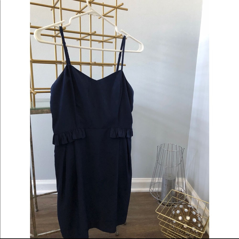Flattering navy dress-great for weddings